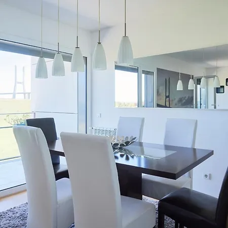 Apartamento Bridge River @ Parque Nacoes Lisboa